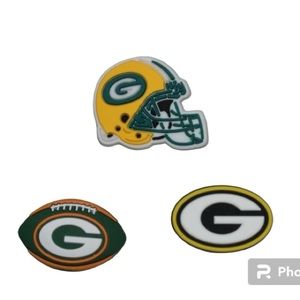 3 Green Bay crocs charms